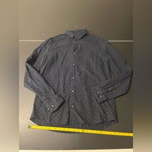 H&M Men’s Button Down Top - medium